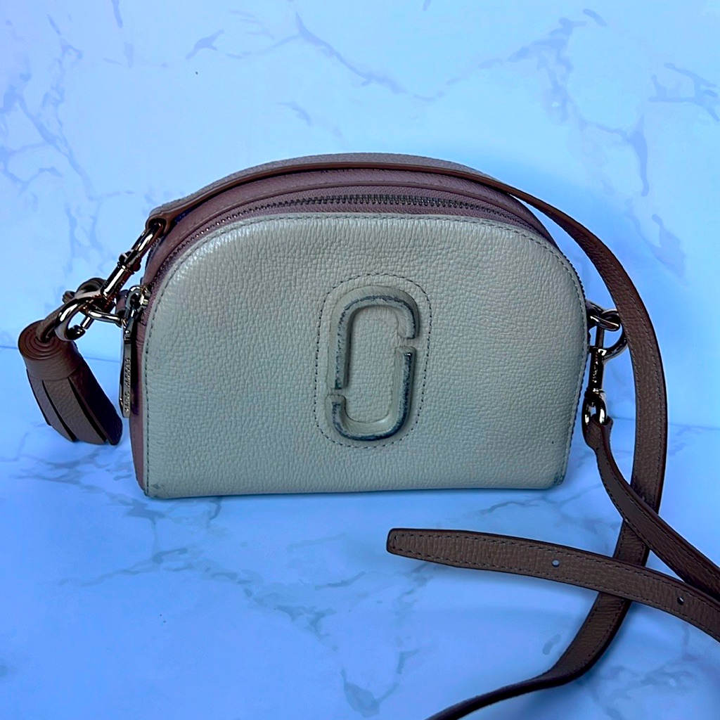 .Marc Jacob’s Shutter Leather Crossbody Bag